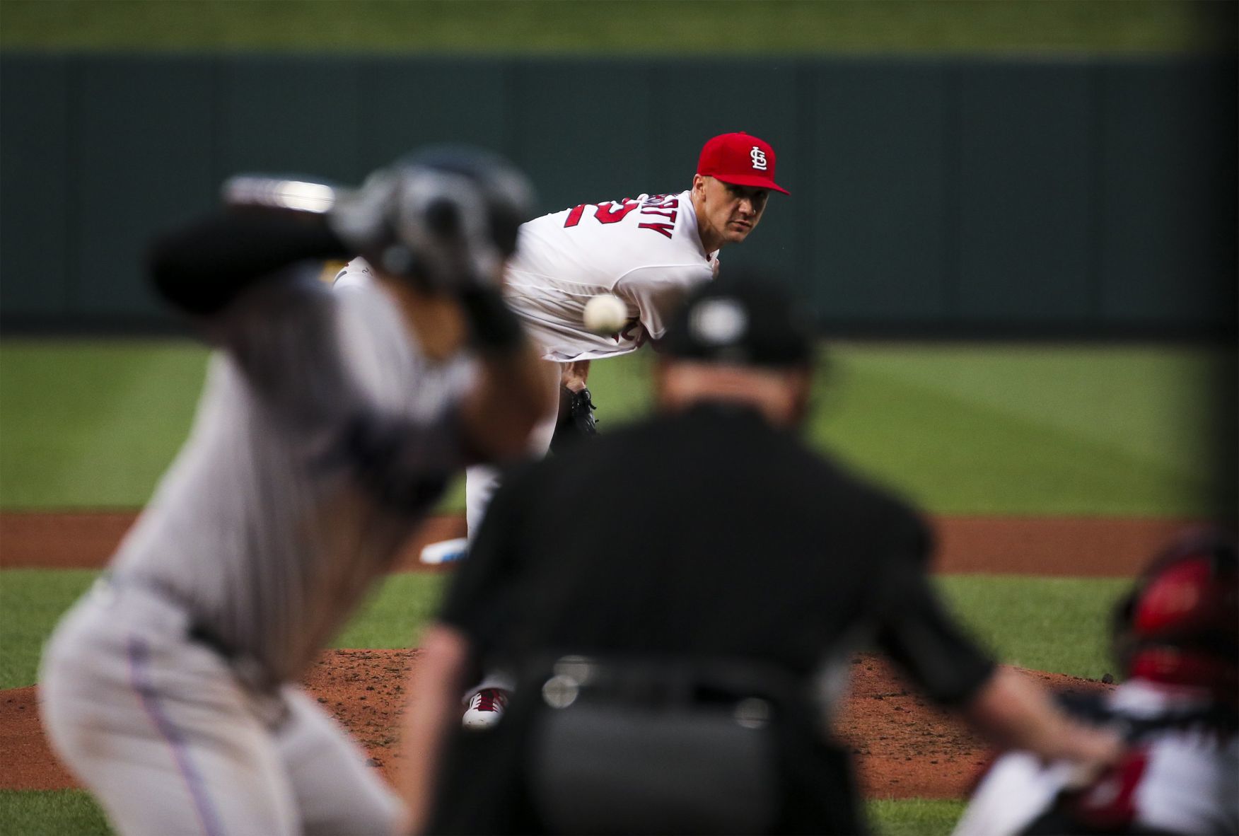 Cardinals battle Marlins